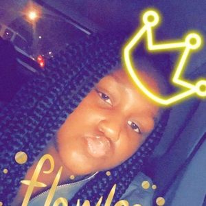 Meet your Posher, Maya